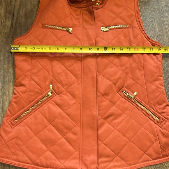 Pendleton Vest - Picture 11 of 12